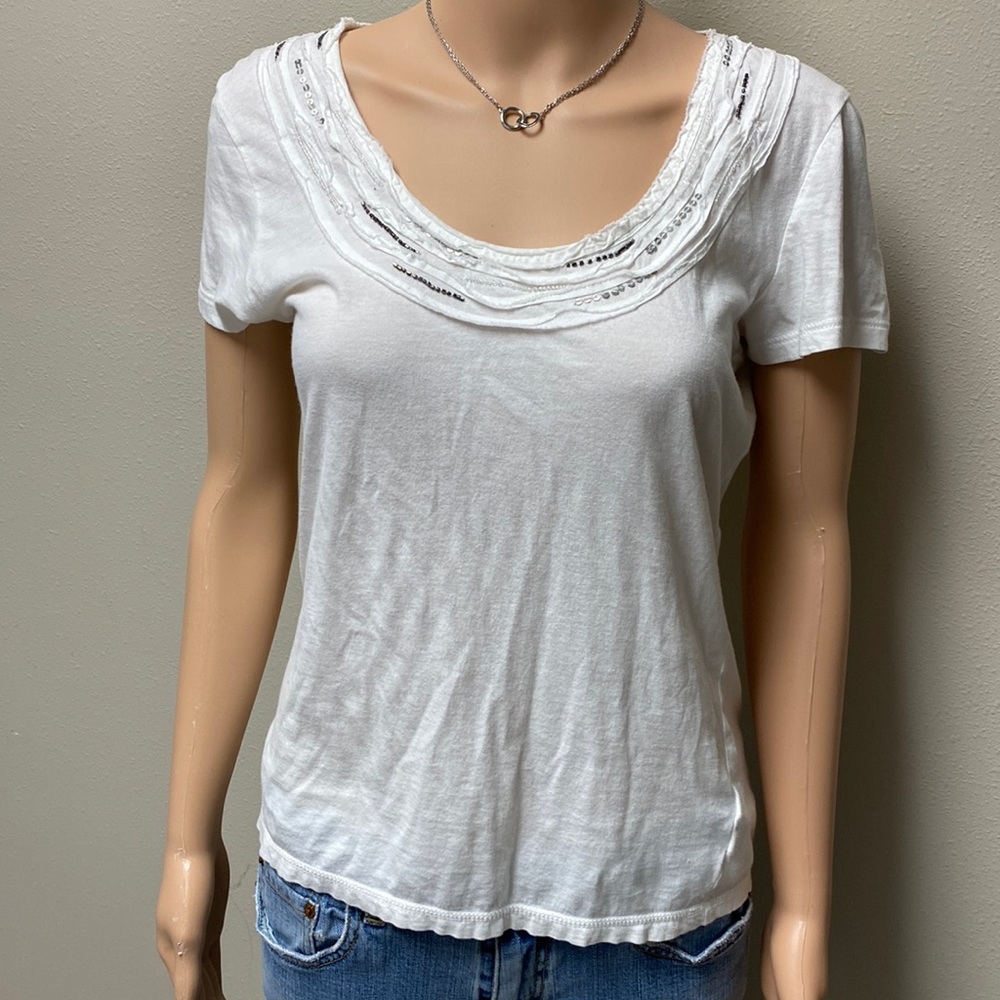 Scoop neck top